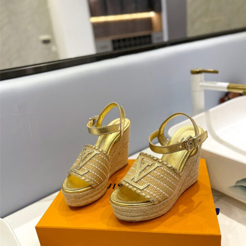 High Quality Luxury Louis Vuitton Latest Catwalk Platform Sandals
