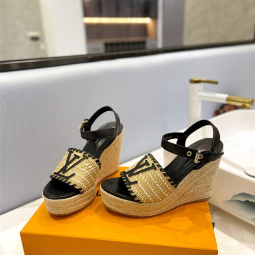 High Quality Luxury Louis Vuitton Latest Catwalk Platform Sandals – Style 70947 alternate view