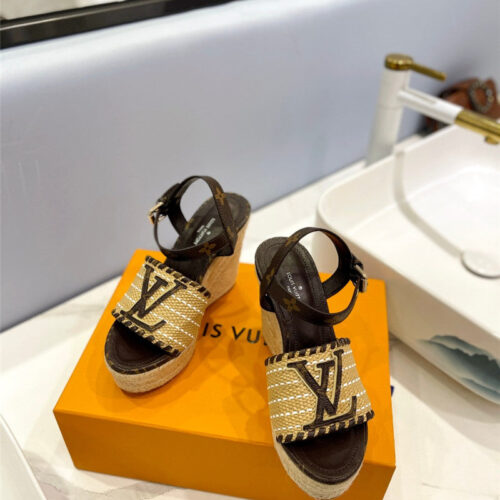 High Quality Luxury Louis Vuitton Latest Catwalk Platform Sandals – Style 08803 product detail