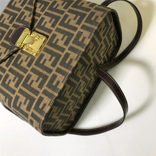 High Quality Luxury Vintage Fendi Box Bag product detail