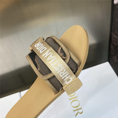 High Quality Luxury Dior Evolution Camouflage Womens Shoes – Style 19334 product detail