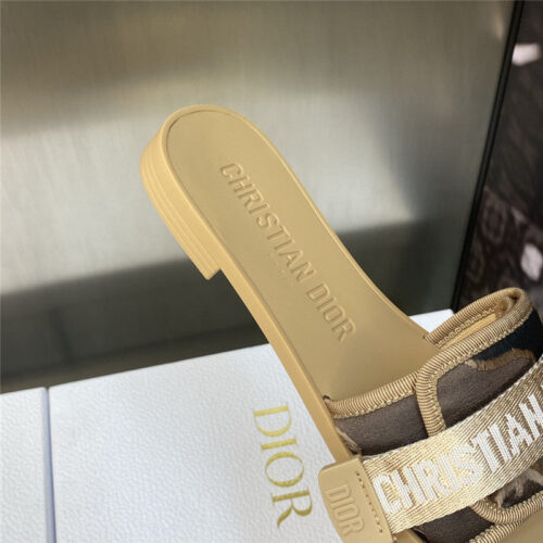 High Quality Luxury Dior Evolution Camouflage Womens Shoes – Style 19334 product detail