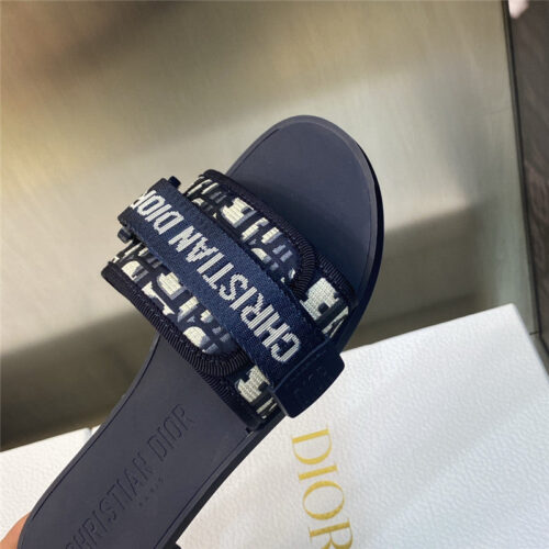 High Quality Luxury Dior Evolution Camouflage Womens Shoes – Style 83174 product detail