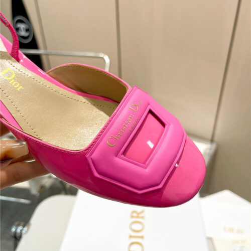High Quality Luxury Dior Hollow Strappy Sandals product detail