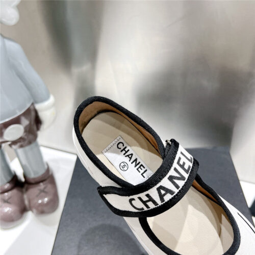 High Quality Luxury Chanel Second-Hand Velcro Platform Canvas Shoes – Style 47558 product detail