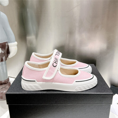 High Quality Luxury Chanel Second-Hand Velcro Platform Canvas Shoes – Style 11398 product detail