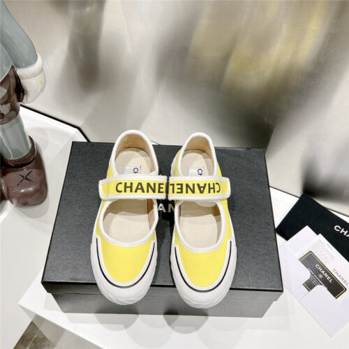 High Quality Luxury Chanel Second-Hand Velcro Platform Canvas Shoes – Style 76934 product detail