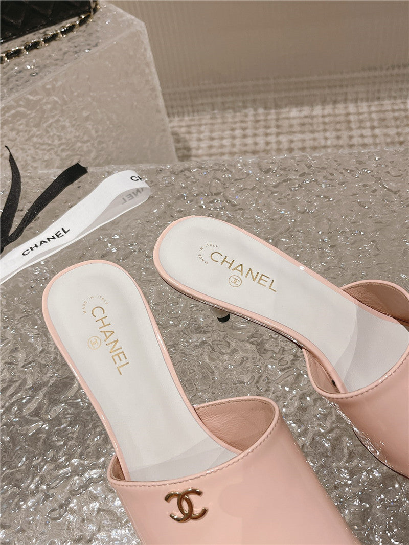 High Quality Luxury Chanel Hot Style Shoe Upper Big Logo Slippers – Style 19622 product detail