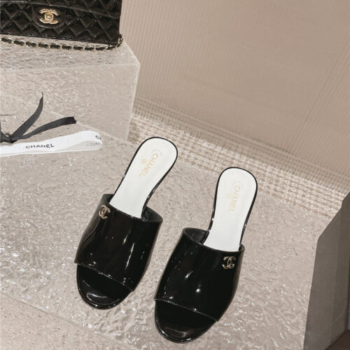 High Quality Luxury Chanel Hot Style Shoe Upper Big Logo Slippers – Style 14534 alternate view