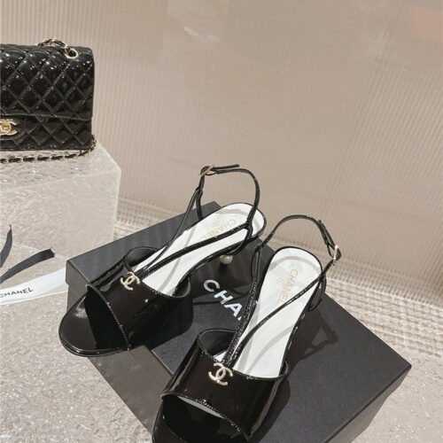 High Quality Luxury Chanel Explosion Models Large Logo Sandals product detail