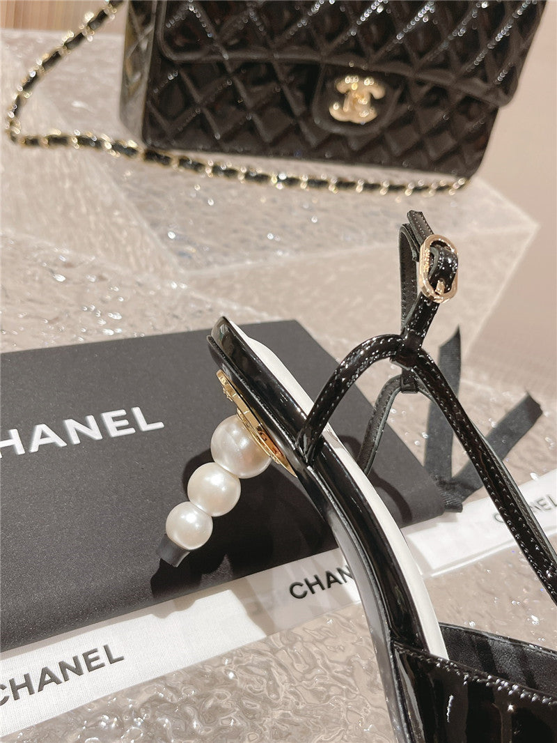 High Quality Luxury Chanel Explosion Models Large Logo Sandals product detail