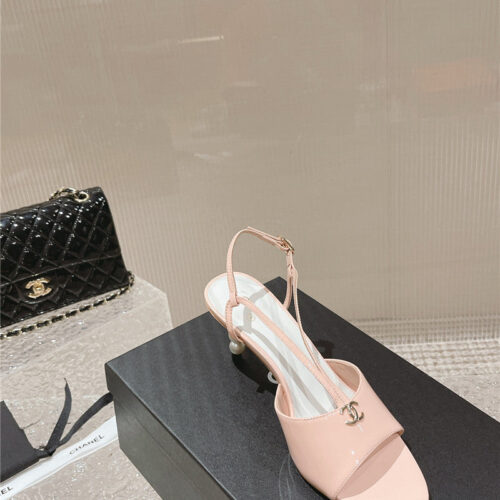High Quality Luxury Chanel Explosion Models Large Logo Sandals – Style 94214 product detail