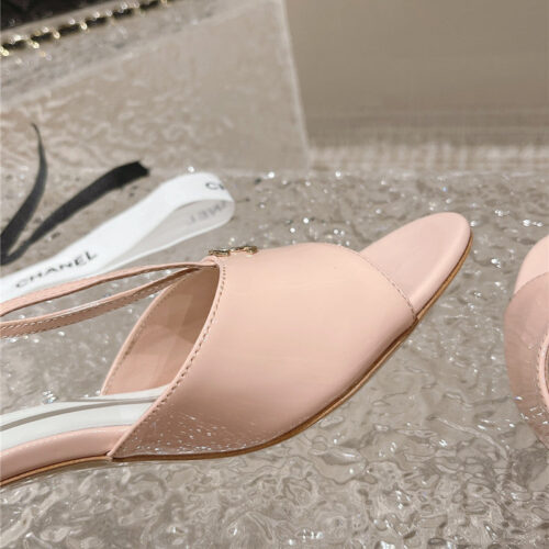 High Quality Luxury Chanel Explosion Models Large Logo Sandals – Style 94214 product detail