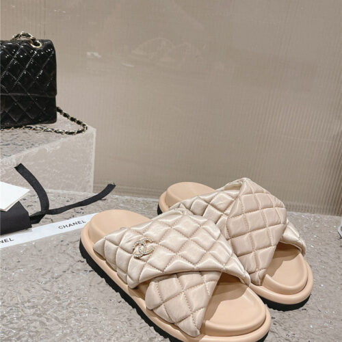 High Quality Luxury Chanel Lingge Velcro Thick Bottom Bread Lazy Slippers – Style 30822 alternate view
