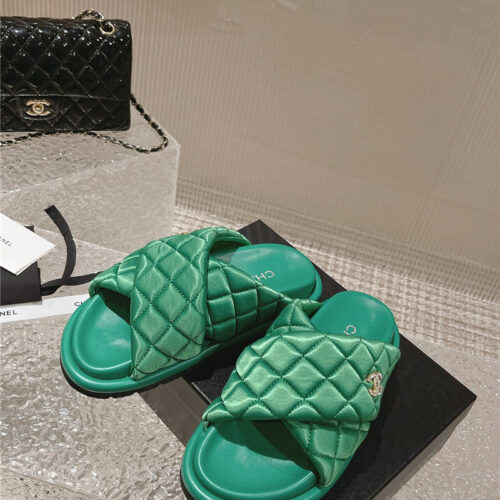High Quality Luxury Chanel Lingge Velcro Thick Bottom Bread Lazy Slippers – Style 61894 product detail