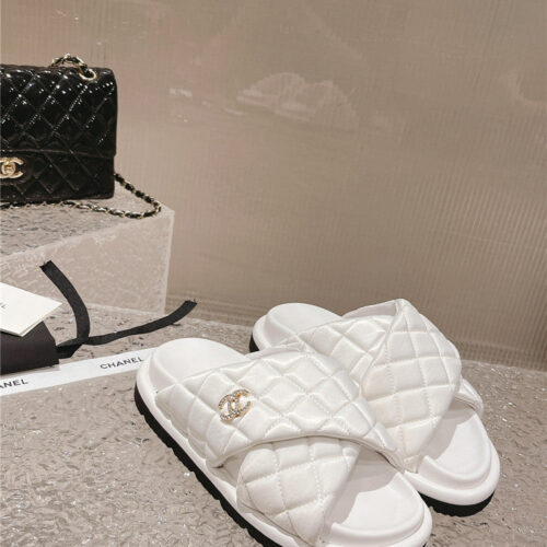 High Quality Luxury Chanel Lingge Velcro Thick Bottom Bread Lazy Slippers – Style 24038 product detail