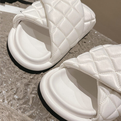 High Quality Luxury Chanel Lingge Velcro Thick Bottom Bread Lazy Slippers – Style 24038 product detail