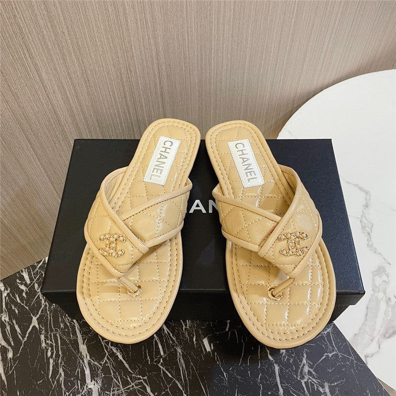 High Quality Luxury Chanel New Flip Flops – Style 87782 product detail