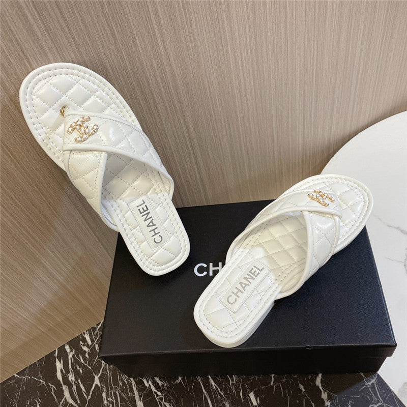 High Quality Luxury Chanel New Flip Flops – Style 27334