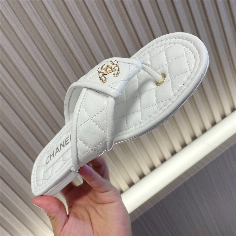 High Quality Luxury Chanel New Flip Flops – Style 27334 product detail
