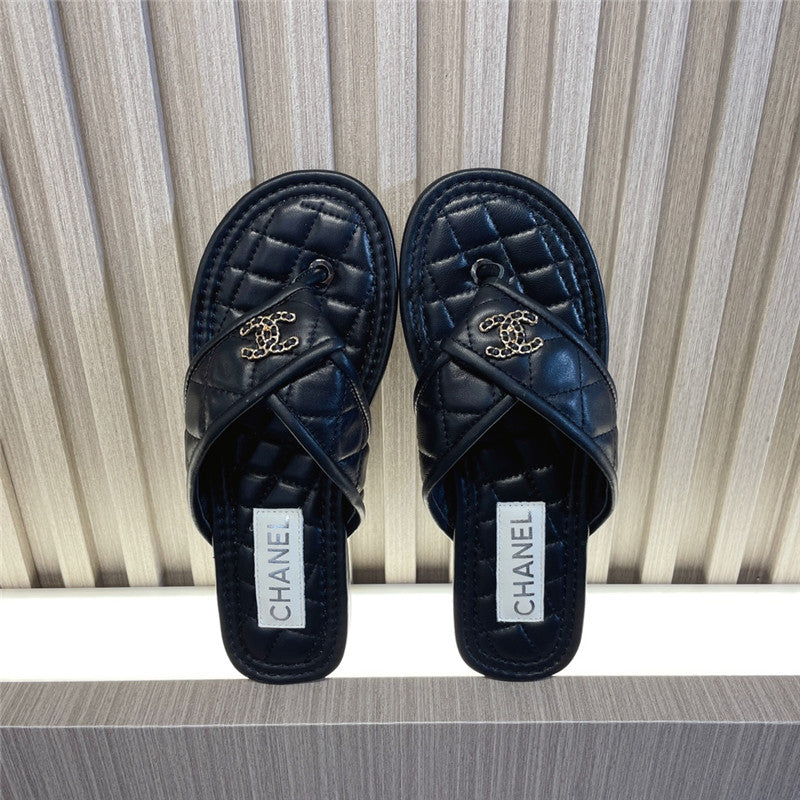 High Quality Luxury Chanel New Flip Flops – Style 84390 product detail