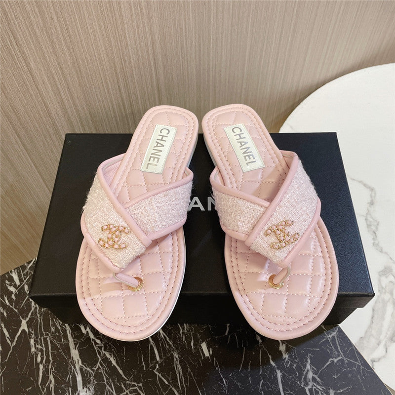 High Quality Luxury Chanel New Flip Flops – Style 79302 product detail