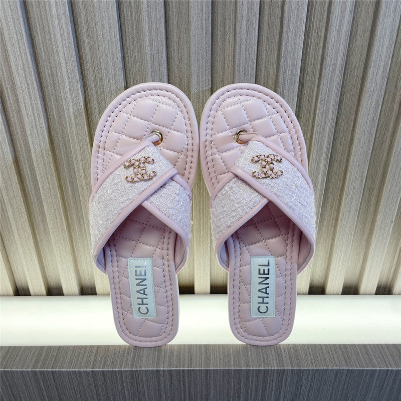High Quality Luxury Chanel New Flip Flops – Style 79302 product detail