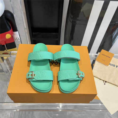 High Quality Luxury Louis Vuitton Spring Summer Beach Slippers product detail
