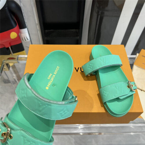 High Quality Luxury Louis Vuitton Spring Summer Beach Slippers product detail