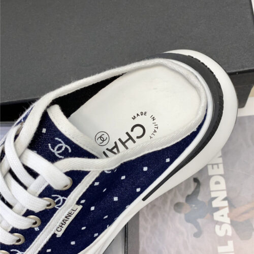 High Quality Luxury Chanel Platform Canvas Half Drag product detail