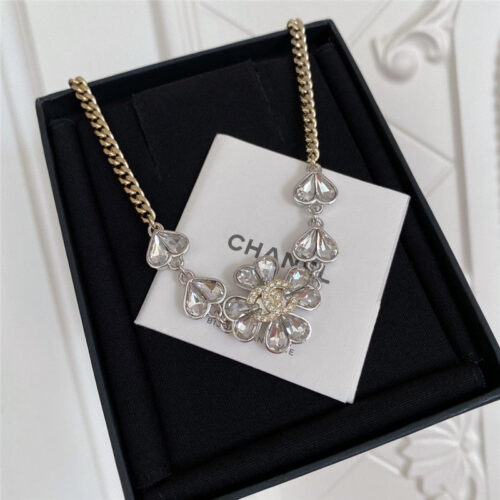 High Quality Luxury Chanel Four Leaf Flower Double C Heart Necklace product detail