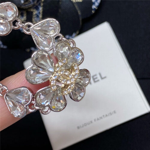 High Quality Luxury Chanel Four Leaf Flower Double C Heart Necklace product detail