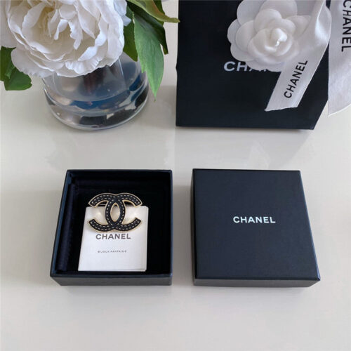 High Quality Luxury Chanel Black Gold Double C Brooch