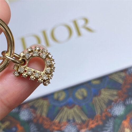 High Quality Luxury Dior Full Diamond Letter Brooch product detail