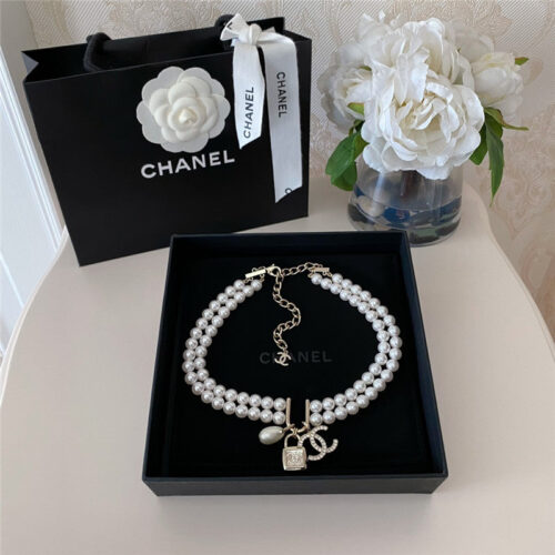 High Quality Luxury Chanel Lock Pearl Necklace – Style 50158