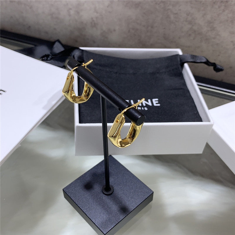 High Quality Luxury Celine New Simple Earrings product detail