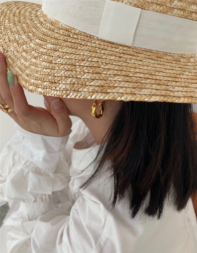 High Quality Luxury Celine New Simple Earrings product detail