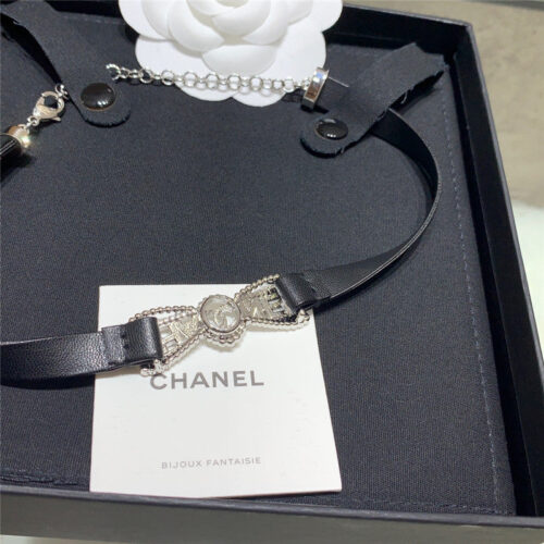 High Quality Luxury Chanel Fragrant Bow Black Leather Choker product detail