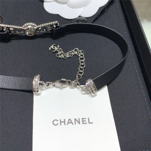 High Quality Luxury Chanel Fragrant Bow Black Leather Choker product detail