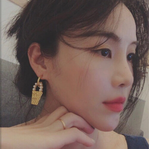 High Quality Luxury Chanel Pearl Diamond Bucket Bag Earrings product detail