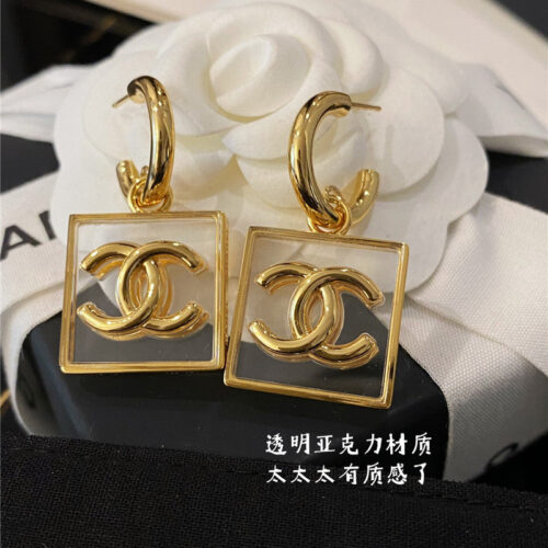High Quality Luxury Chanel Vintage Simple Earrings product detail