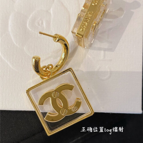 High Quality Luxury Chanel Vintage Simple Earrings product detail