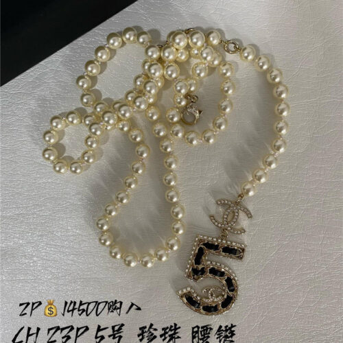 High Quality Luxury Chanel No. 5 Pearl Necklace alternate view