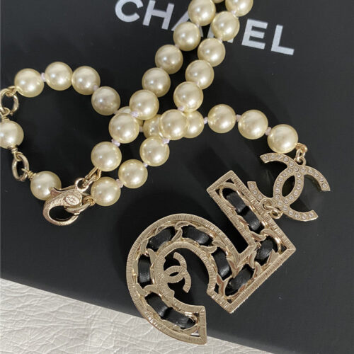 High Quality Luxury Chanel No. 5 Pearl Necklace product detail