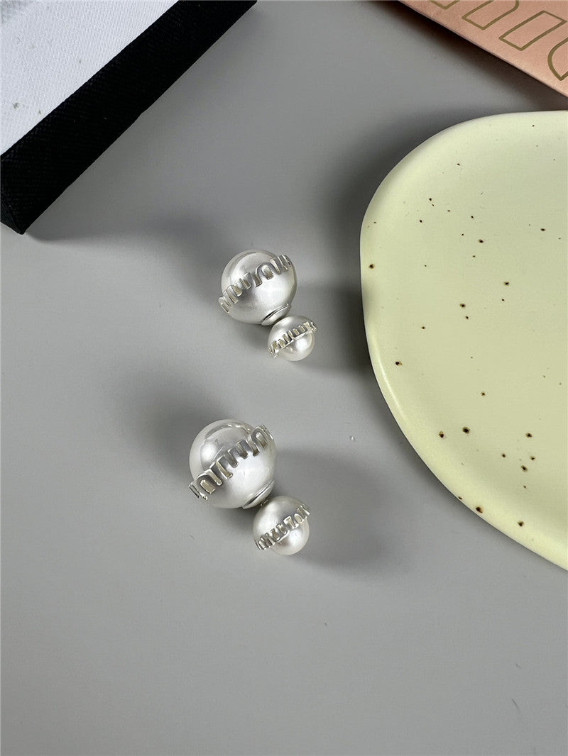 High Quality Luxury Miumiu Pearl Earrings product detail