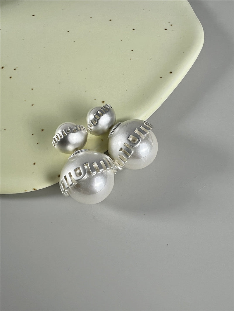 High Quality Luxury Miumiu Pearl Earrings product detail