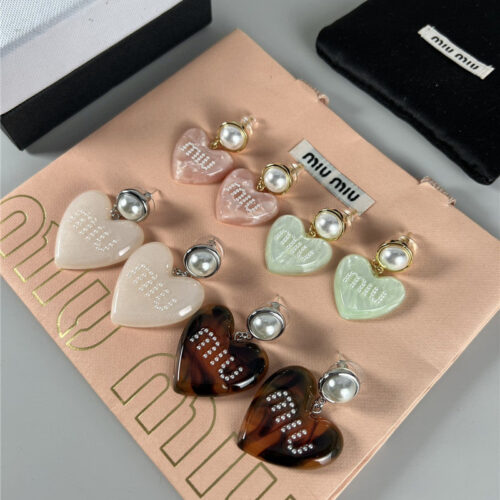 High Quality Luxury Miumiu Acrylic Love Stud Earrings
