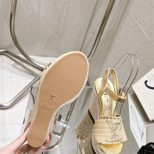High Quality Luxury Louis Vuitton Straw Platform Sandals – Style 84003 product detail