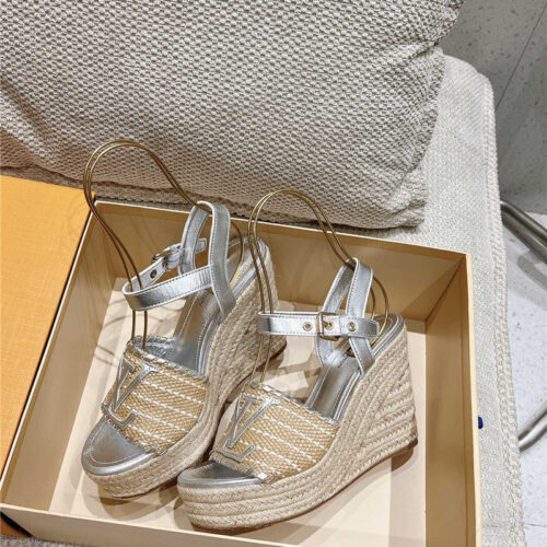 High Quality Luxury Louis Vuitton Straw Platform Sandals – Style 73827 product detail