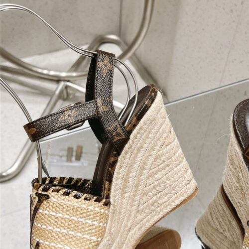 High Quality Luxury Louis Vuitton Straw Platform Sandals product detail